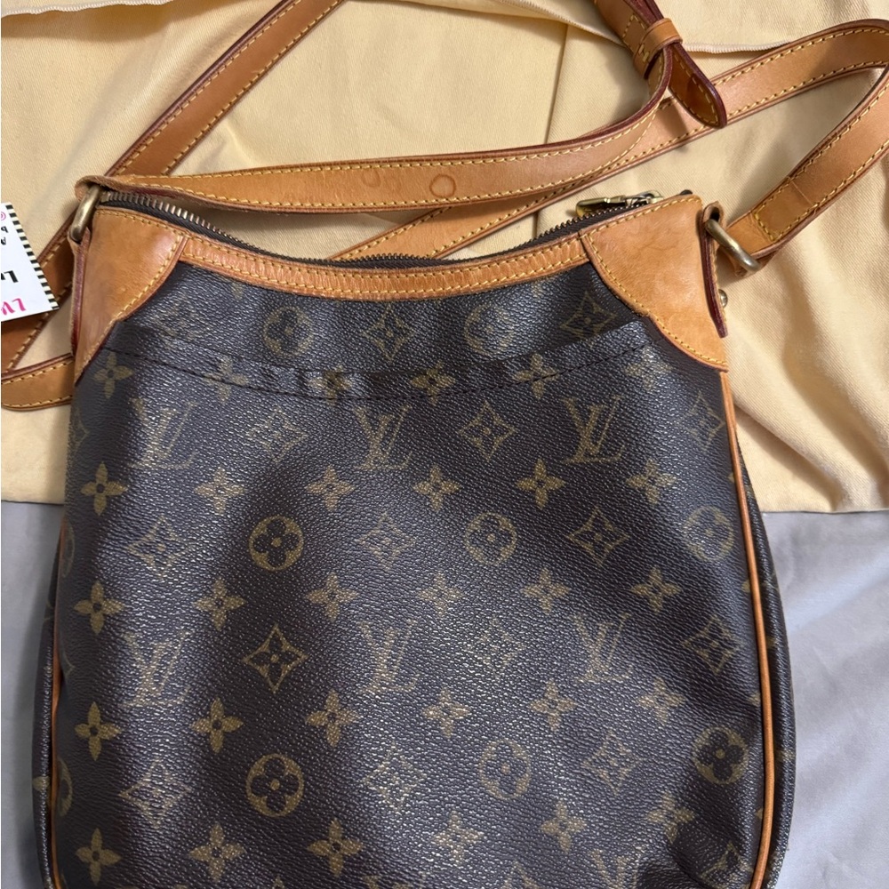 LV Odeon PM crossbody bag, please see pics for details, good used condition - Picture 11 of 15